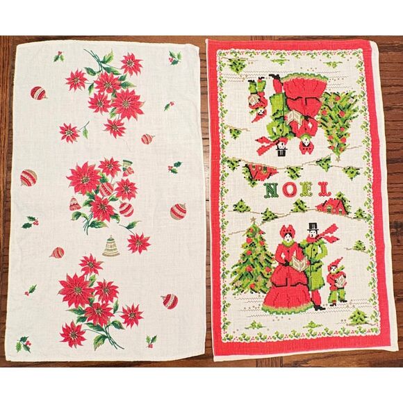 Two Vintage Christmas Tea Kitchen Towels 60s Decor Holiday - Picture 1 of 5